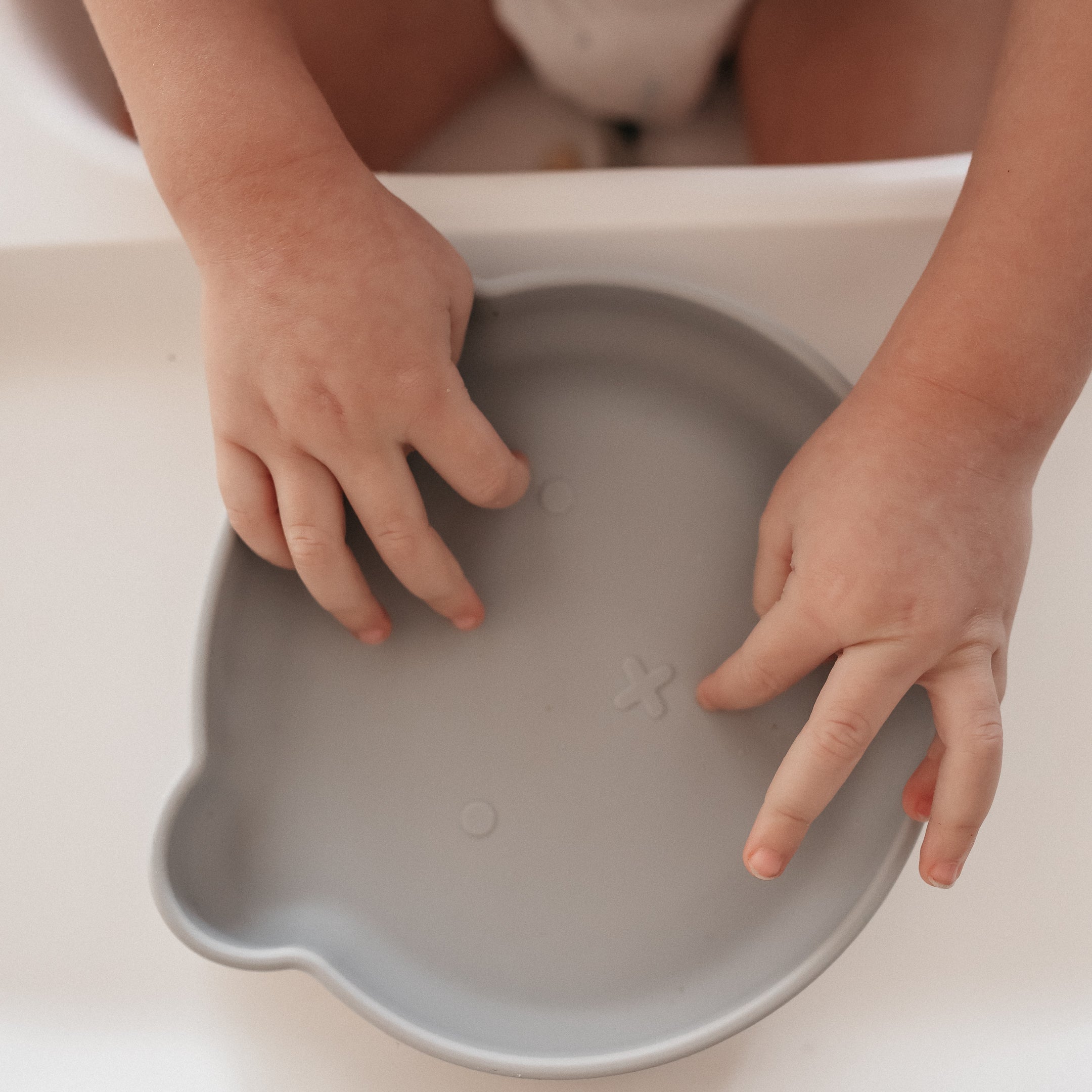 Animal Baby Plate, Bowl. and Utensil Set (Oatmeal)